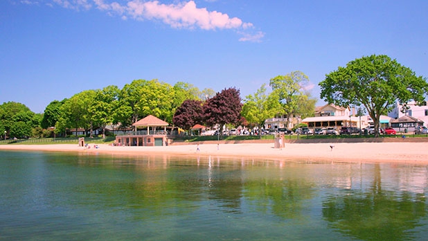 618_348_brad-thors-thrilling-world-lake-geneva-wisconsin