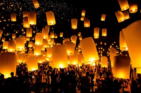Thailand-Lantern-Festival-via-John-Shedrick-FLickr